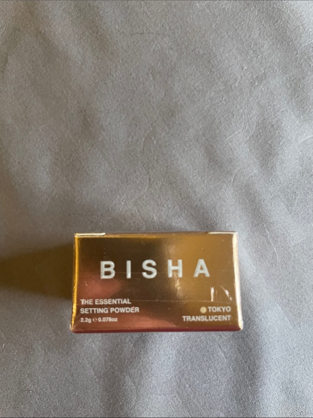 ISH Bisha Translucent Setting Powder - Gold Compact Case